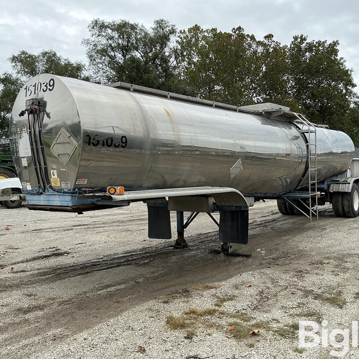 1983 POLAR TANKER