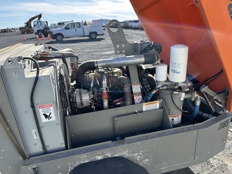 2021-sullivan-palatek-d185-image-15