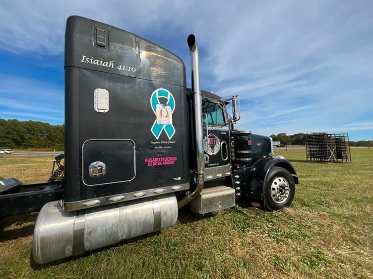 1998-peterbilt-379-image-24