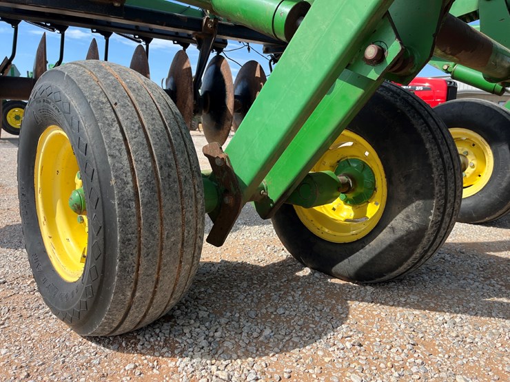 2001-john-deere-637-image-6