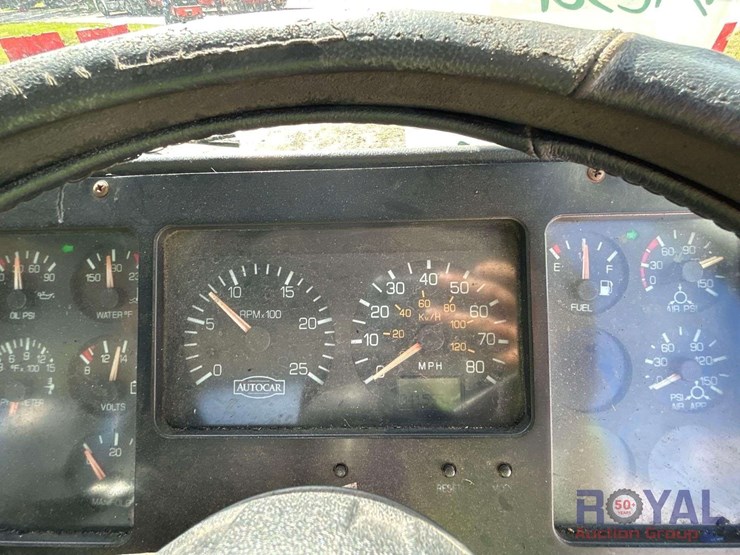 heil-28yd-side-loader-garbage-truck-image-9