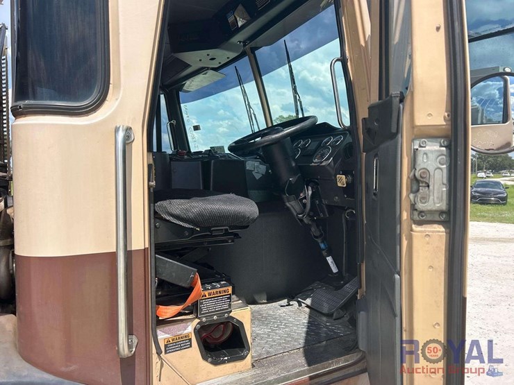 2016-autocar-xpeditor-image-19