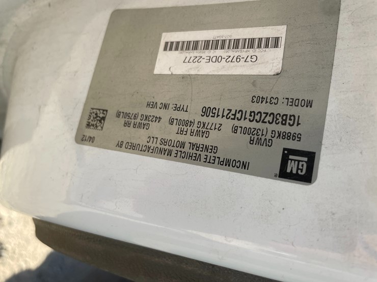 #1008-•-2012-chevy-3500-utility-truck,-(has-title)-image-10