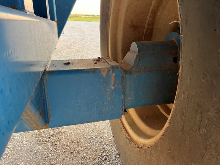 1997-kinze-840-image-9