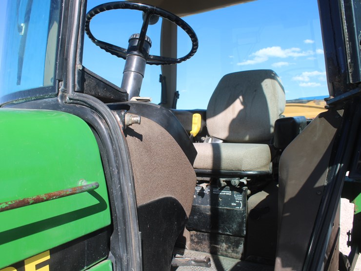 john-deere-4755-image-27
