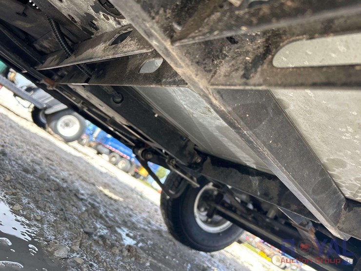 cushman-electric-cart-image-11