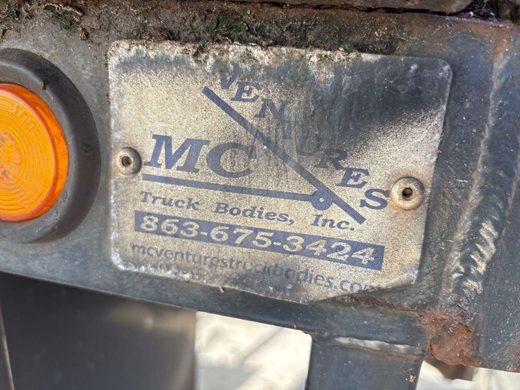 2012-ford-f550-image-18