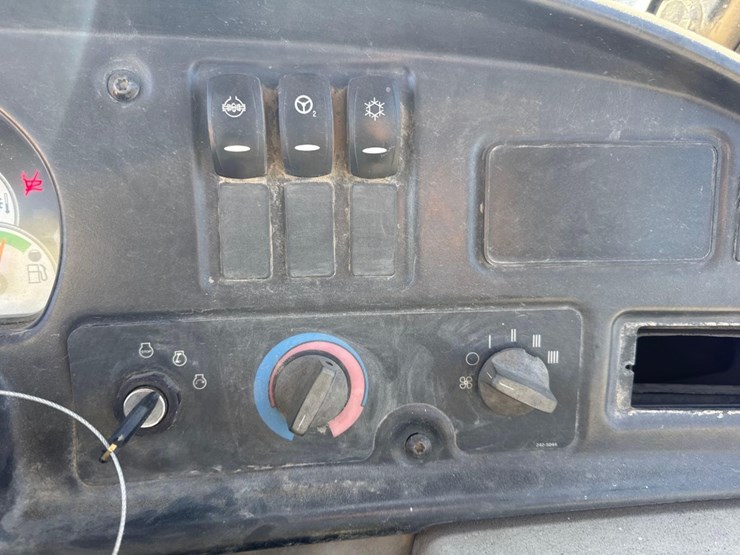 2007-caterpillar-725-image-20