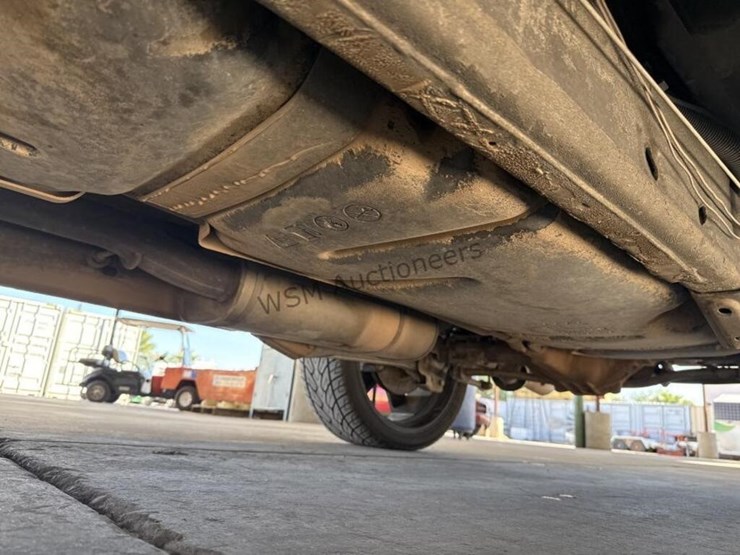 2007-cadillac-escalade-esv-image-27