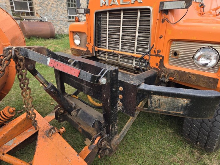 1989-mack-rd690s-image-16