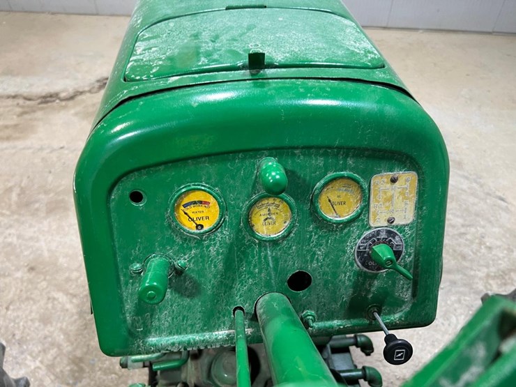 1954-oliver-88-image-22