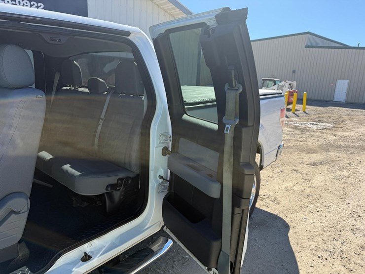 2014-ford-f150-image-18