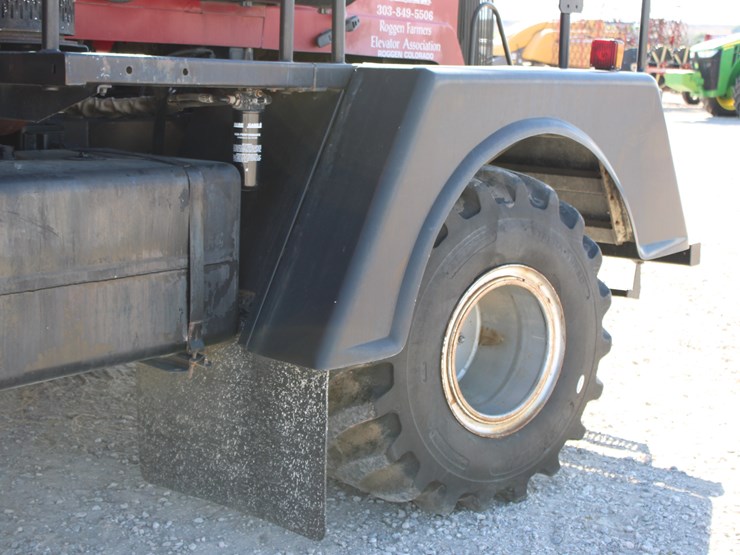 2006-case-ih-4300-image-59