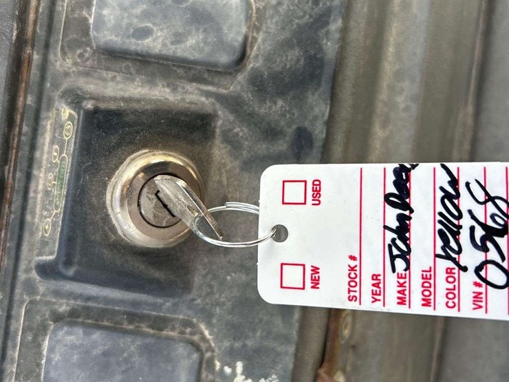 2005-deere-310g-image-34