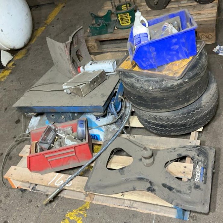 #165 • Trailer Hitch, Tires, and Assorted Parts