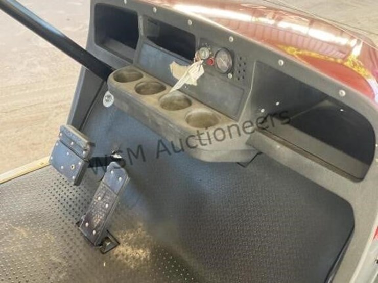 2010-ez-go-sport-2+2-utility-cart-image-9