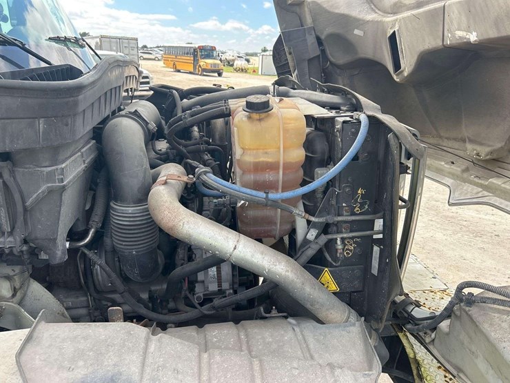 2013-international-workstar-7400-image-9