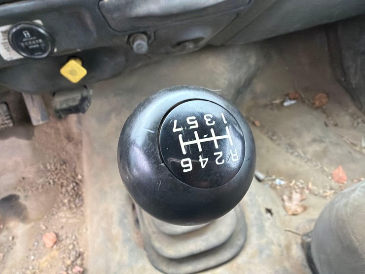 2004-ford-f650-image-18