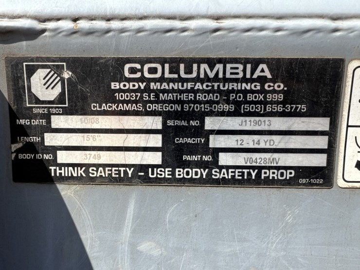 2009-international-7600-image-25