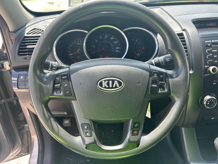 2012-kia-sorento-image-13
