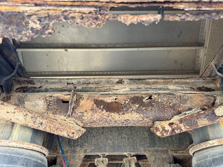 2011-merritt-42-image-16