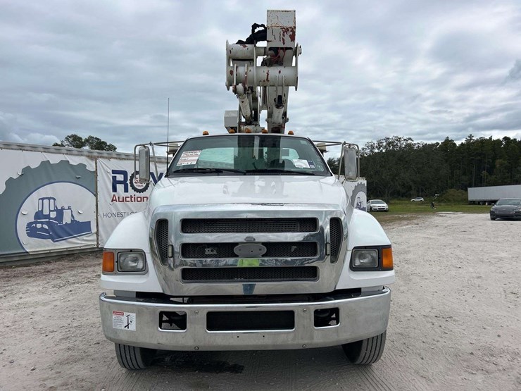 2006-ford-f650-image-34