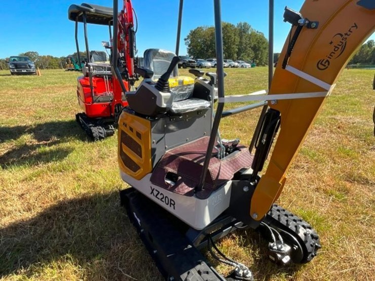 unused-cfg-xz20r-mini-excavator-(rato-image-5