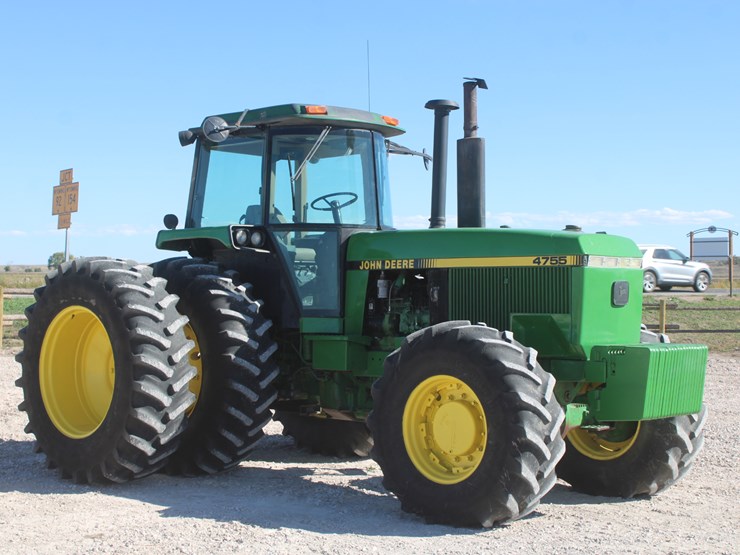 john-deere-4755-image-5
