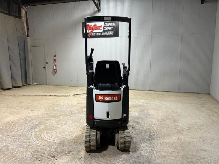 2022-bobcat-e10-image-4