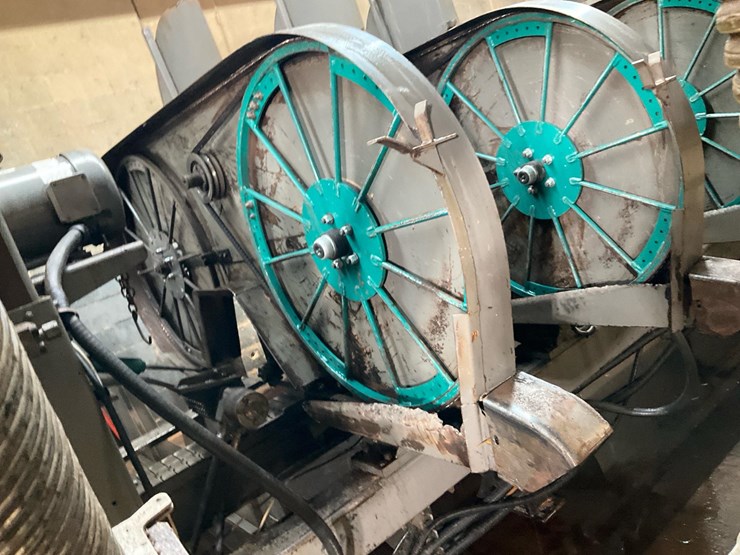 #130-•-wood-mizer-pallet-lumber-resaw-image-63