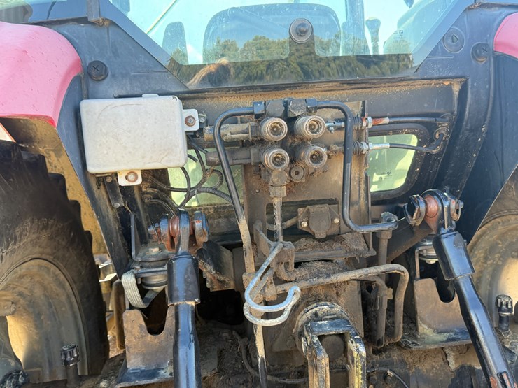 mahindra-8560-image-15