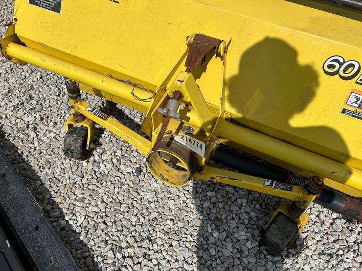john-deere-60-image-11