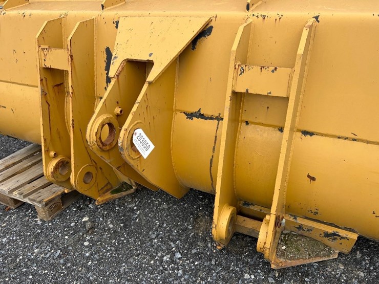 caterpillar-972g-image-3