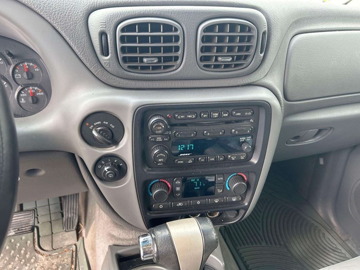 2005-chevrolet-trailblazer-image-19