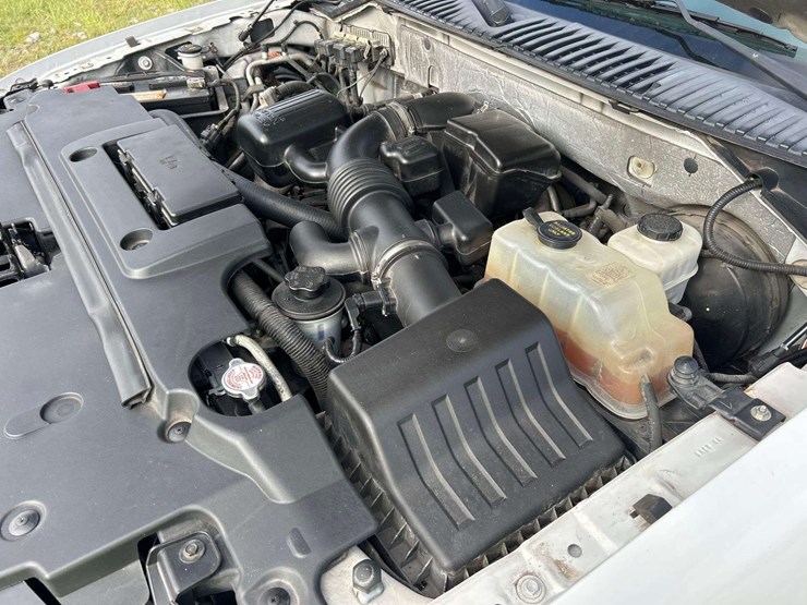 2014-ford-expedition-image-8