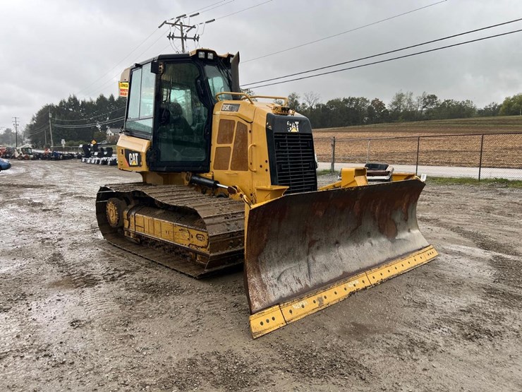 2020-caterpillar-d5k2-lgp-image-7