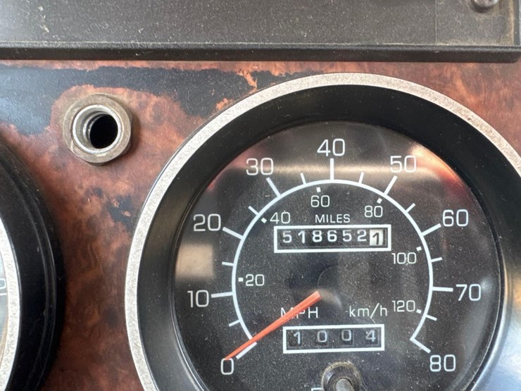 kenworth-rollback-tow-truck-image-31