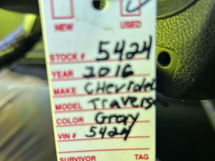 2016-chevrolet-traverse-image-30