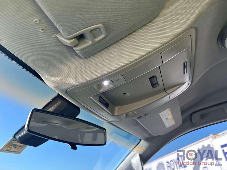 2015-cheverolet-tahoe-suv-image-20