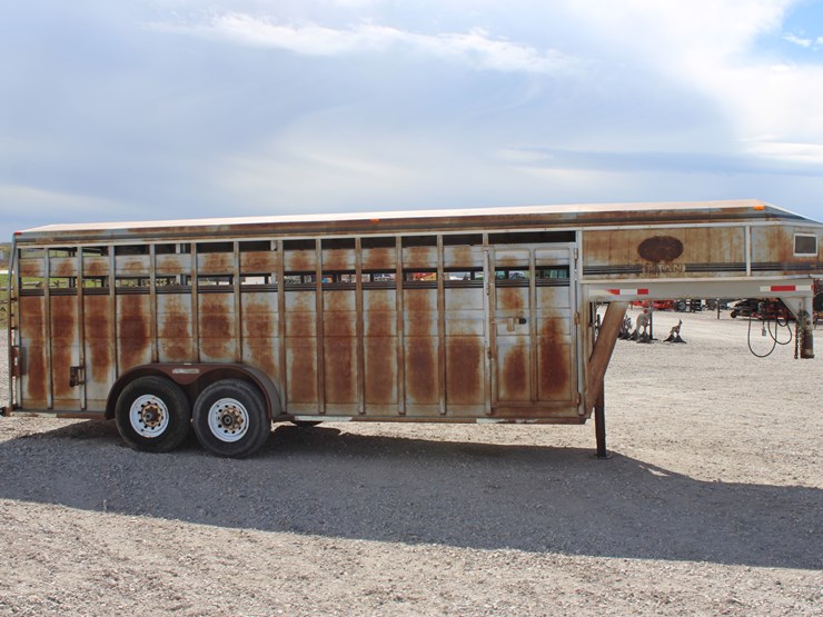 1994-titan-trailer-image-4