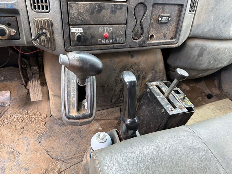 international-durastar-4300-image-19