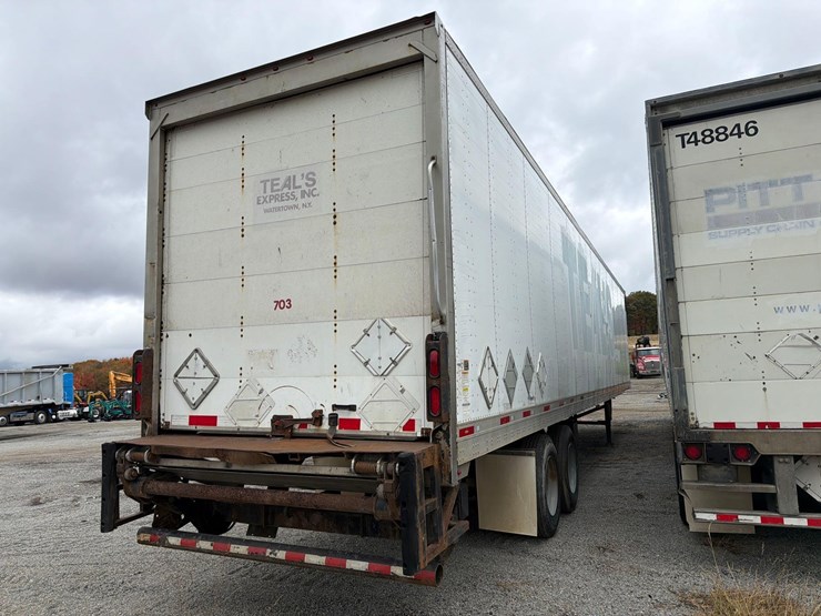 2011-utility-van-image-3