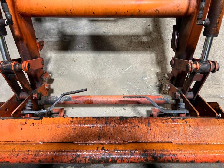 kubota-l5740-image-10