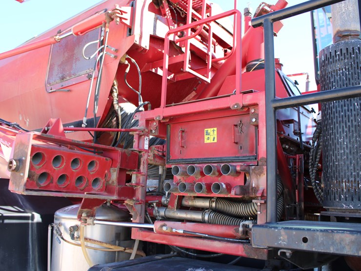 2006-case-ih-4300-image-67