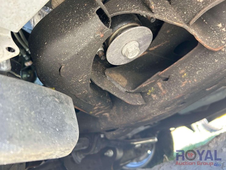 2021-chevrolet-silverado-image-13