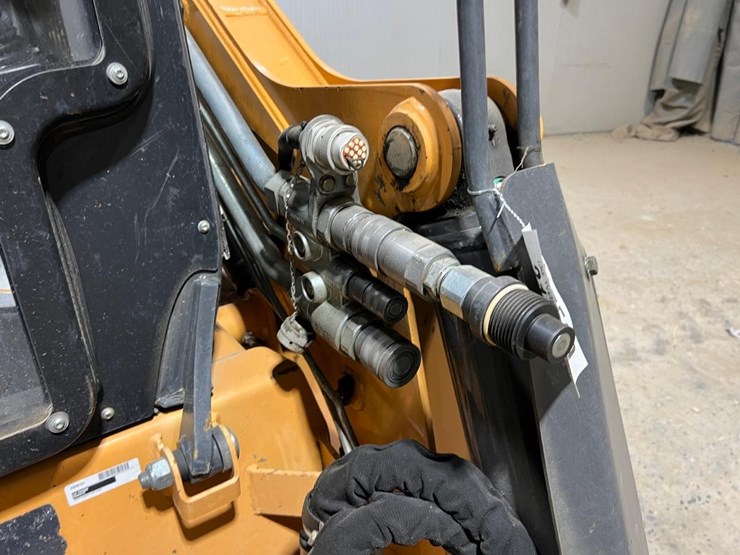 2021-case-tv620b-image-11