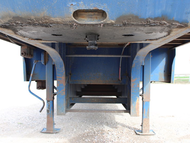 2013-great-dane-53'-image-12