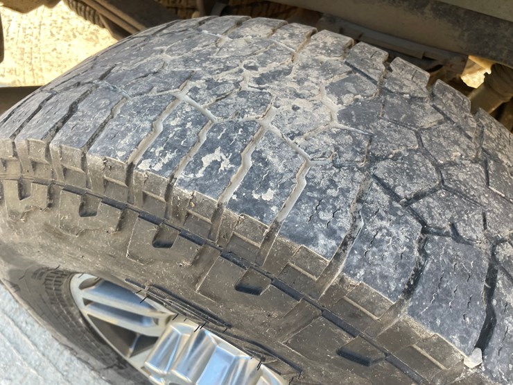 2017-ford-f250-xl-image-21