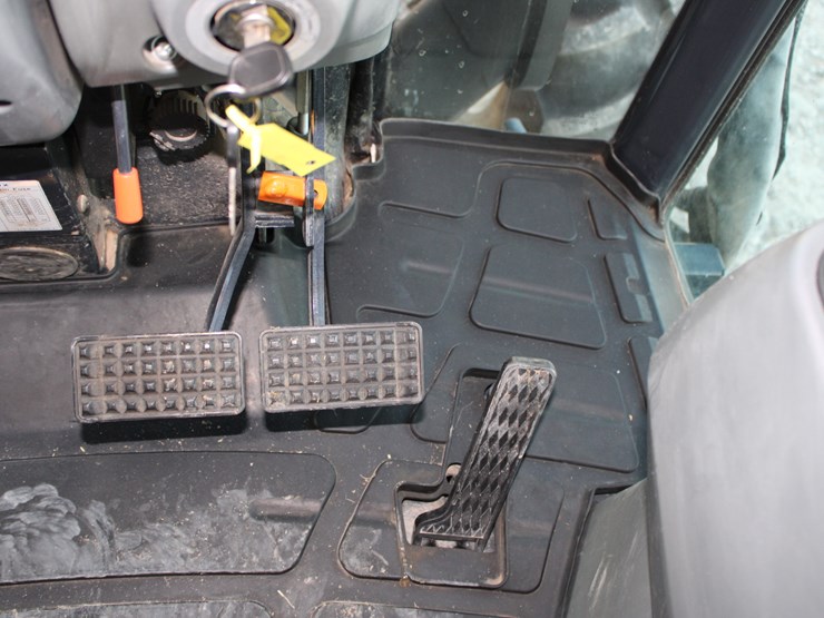 massey-ferguson-4610-image-77