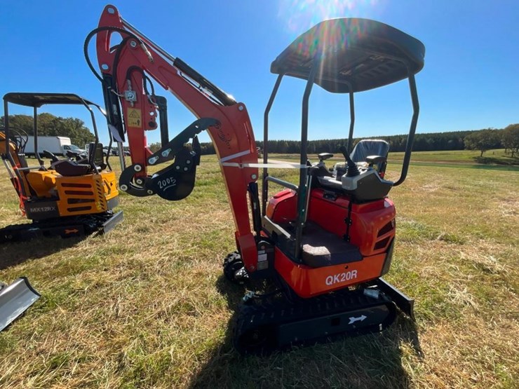 unused-cfg-qk20r-mini-excavator-(rato-image-1